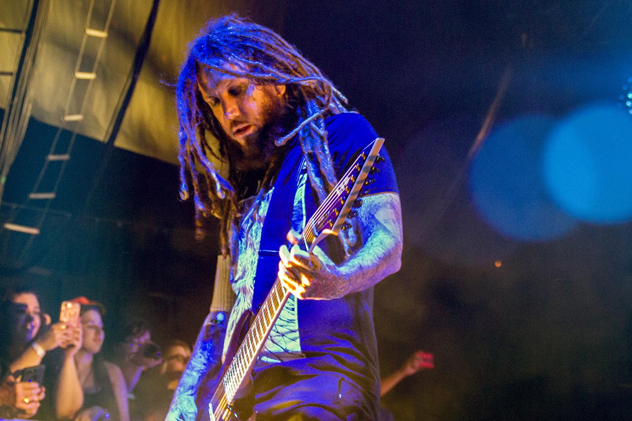 Brian Welch on guitar